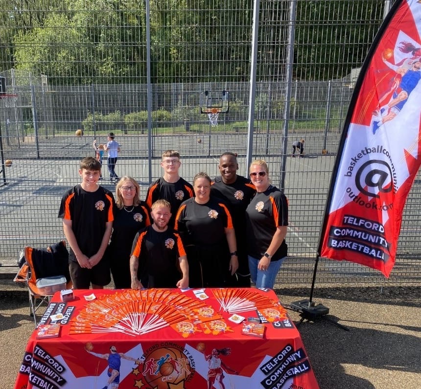 Community basketball session